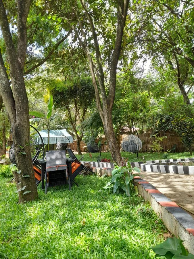 Green Garden Hostel Arusha Buitenkant foto