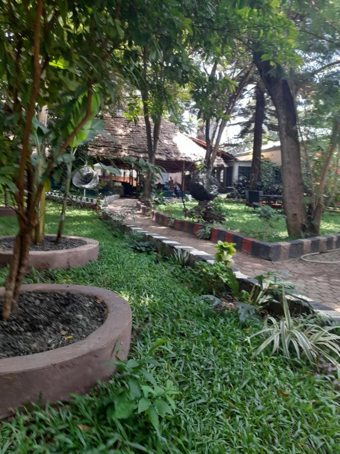 Green Garden Hostel Arusha Buitenkant foto