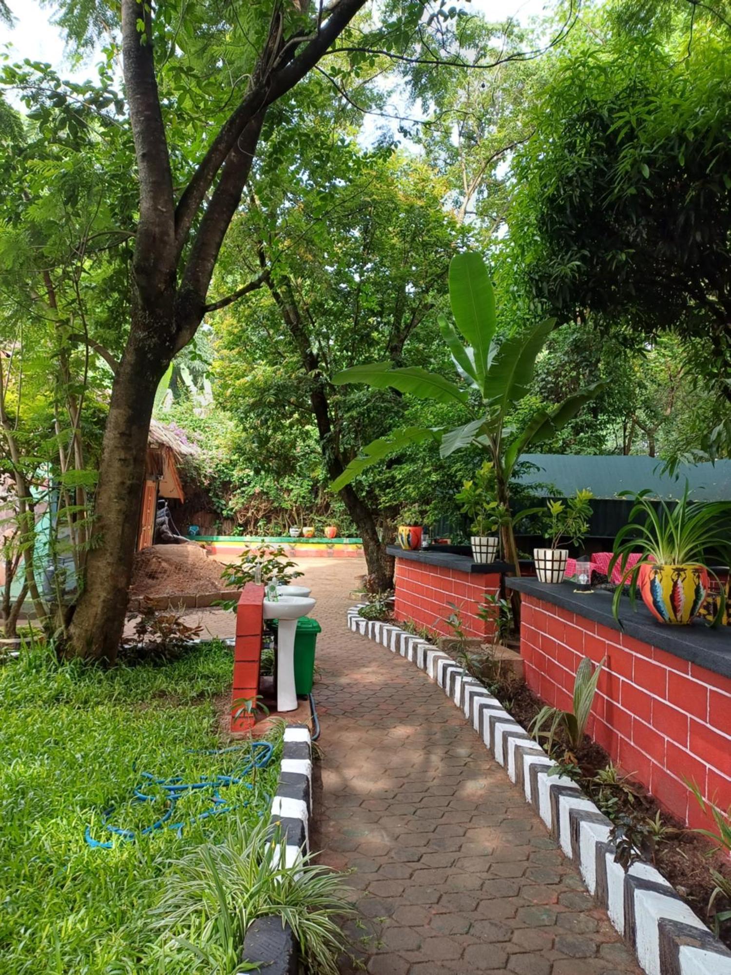 Green Garden Hostel Arusha Buitenkant foto